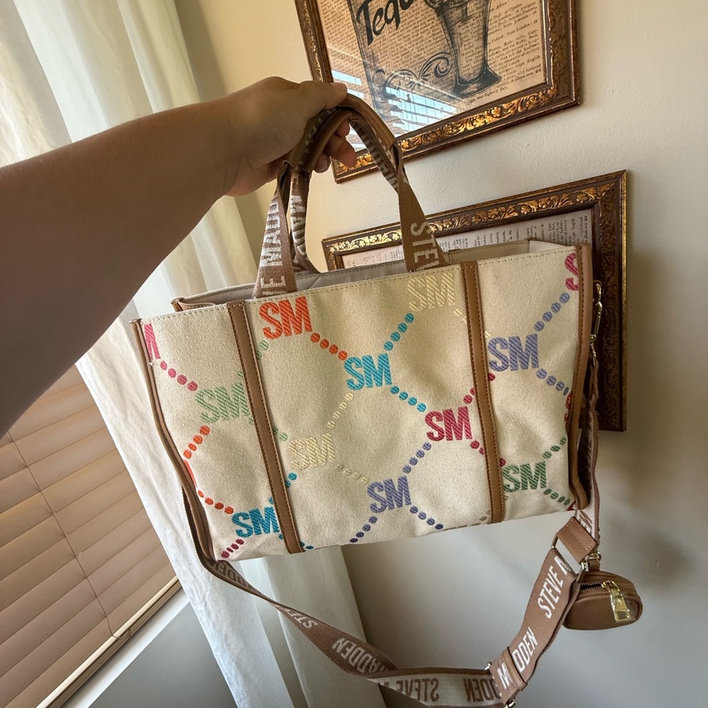 Viral Steve Madden Multicolor Logo Canvas Tote